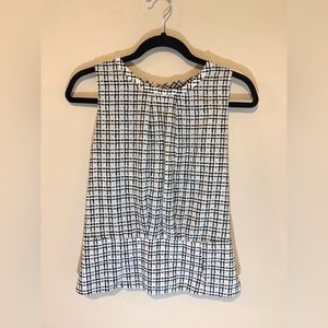 Black & White Printed Banana Republic Peplum Top - Size 0